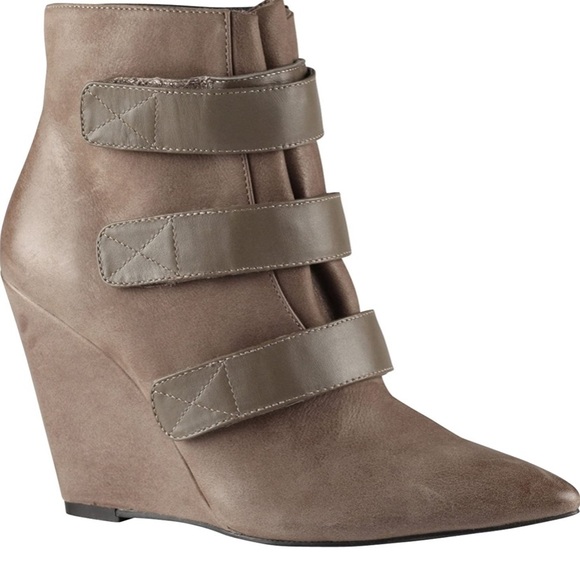 Aldo Jacelyn Boots - Picture 2 of 7